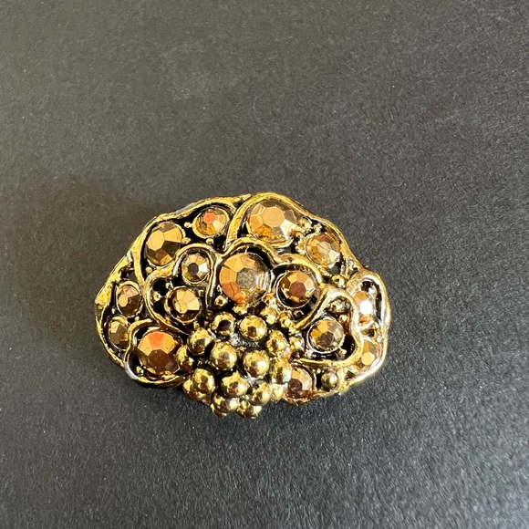 Gorgeous Vintage Amber Rhinestone Hollycraft Clip Earrings - Picture 2 of 4